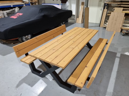 00da92ba d245 42d5 8ca1 05b48f254347